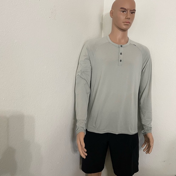 Lululemon" Metal Vent Tech Long Sleeve - Picture 7 of 14